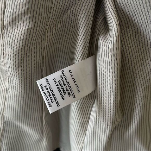 Nanette Lepore Boxy Tailored Black Blazer w/ Shoulder Pads - Picture 4 of 13